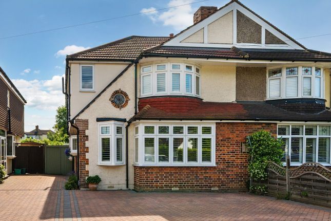 Links Way, Beckenham, Kent, BR3 5 bed semi