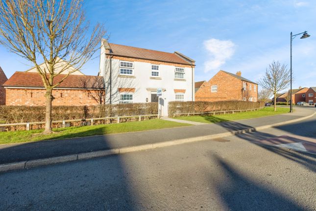 4 bed detached house