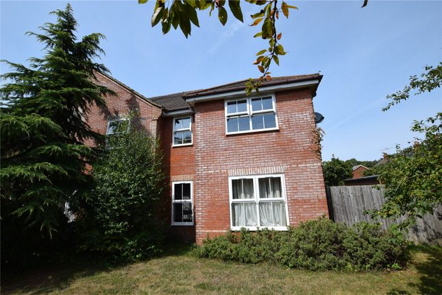 Reading Road, Hampshire GU14 2 bed apartment for sale