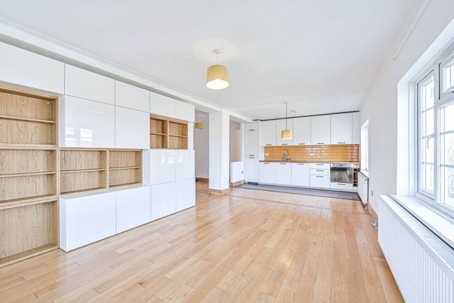 Hillcrest Court, Kilburn, London, NW2 3 bed flat for sale