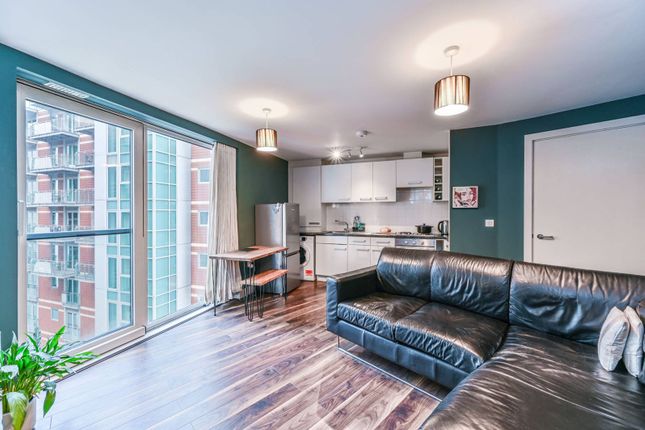 Salamanca Place, Vauxhall, London, SE1 1 bed flat for sale