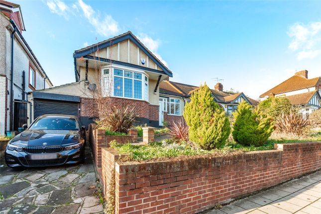 Horns Road, Ilford, IG6 4 bed bungalow for sale