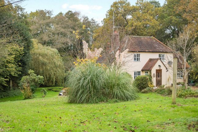 Thursley Road, Godalming GU8 2 bed detached house for sale