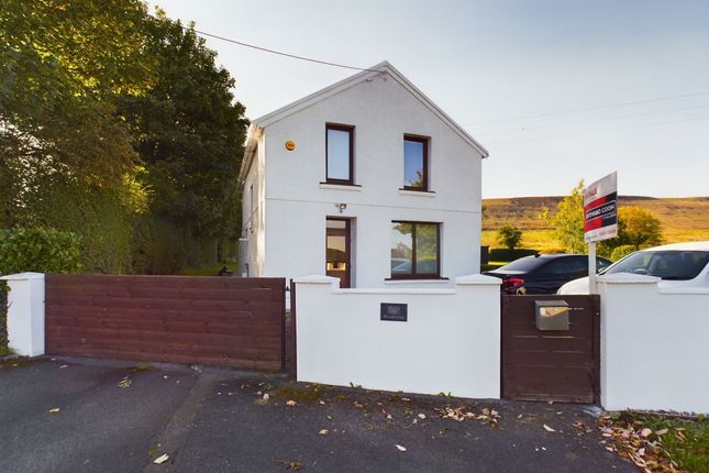 Hirwaun Road, Penywaun, CF44 3 bed detached house for sale