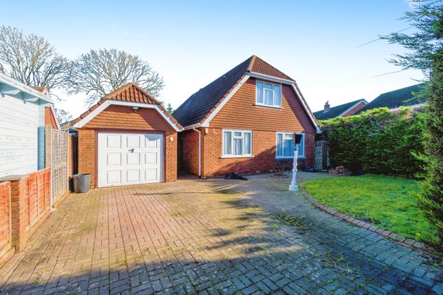 4 bed detached house