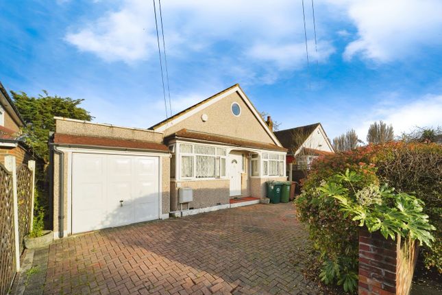 Ashford Crescent, Ashford TW15 4 bed detached bungalow for sale