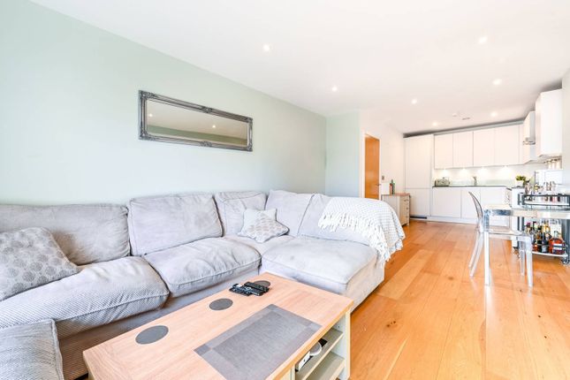 Camden Road, Holloway, London, N7 1 bed flat for sale