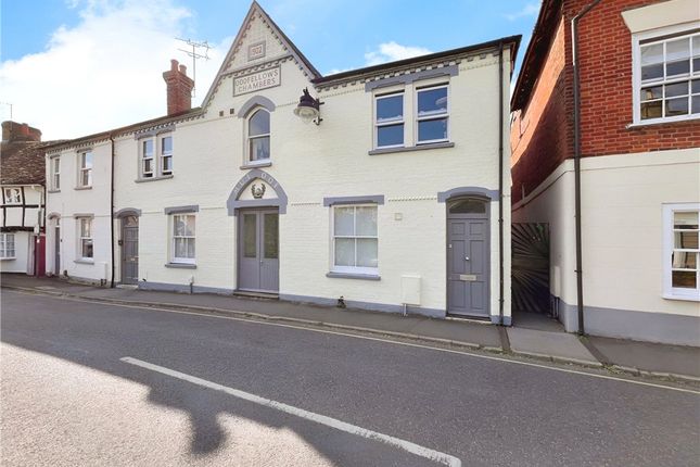 Middlebridge Street, Romsey, Hampshire 2 bed maisonette for sale