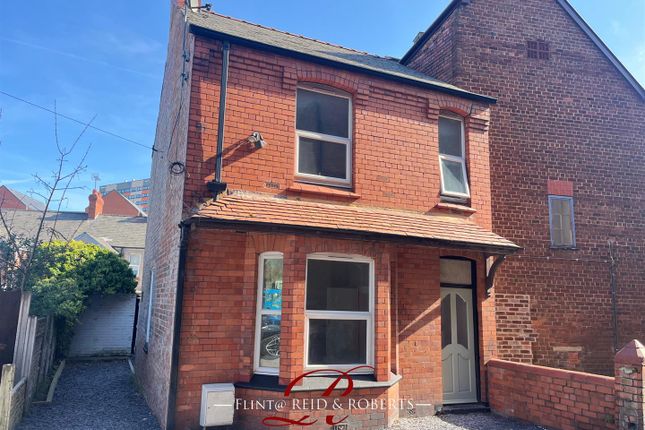 3 bed detached house