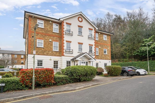 Markham Court, Camberley GU15 2 bed apartment for sale