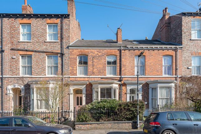 Portland Street, Just off Gillygate... 4 bed townhouse for sale