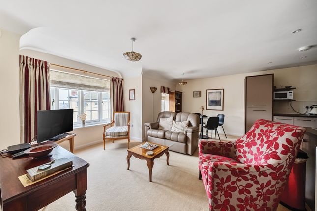 Merchants Place, Oxfordshire OX7 2 bed apartment for sale
