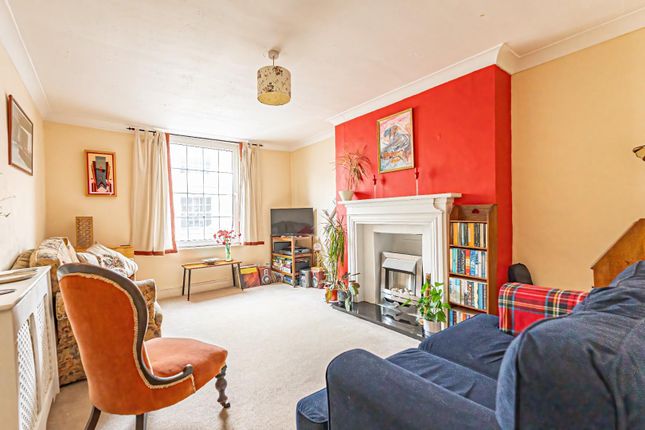 High Street, Tring 2 bed apartment for sale