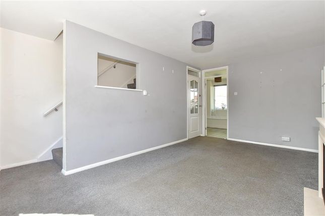 2 bedroom maisonette for sale