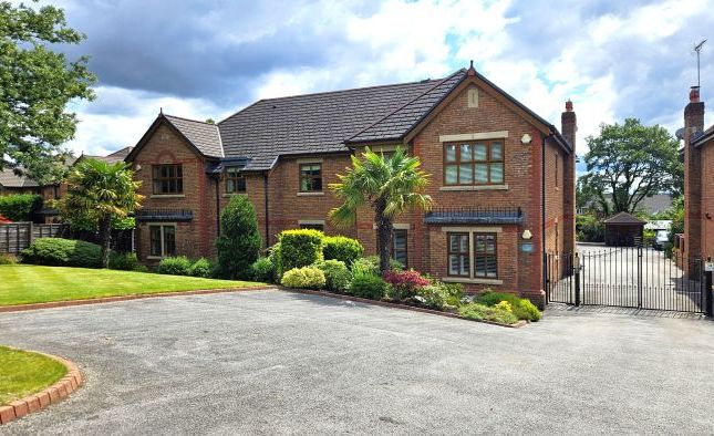 3 bed flat