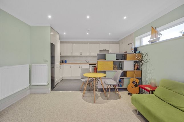 1 bedroom bungalow for sale