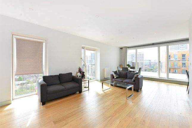 23 Maud Street, Royal Docks, London, E16 3 bed penthouse for sale