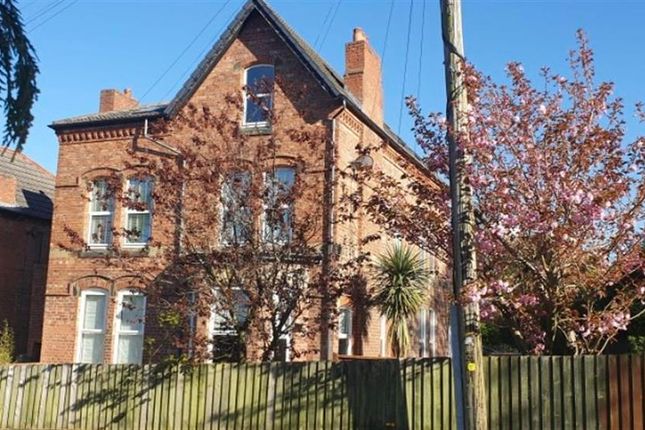 2 bed flat