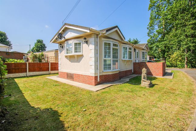 2 bedroom park home for sale