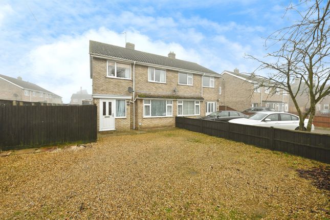 3 bed semi-detached house