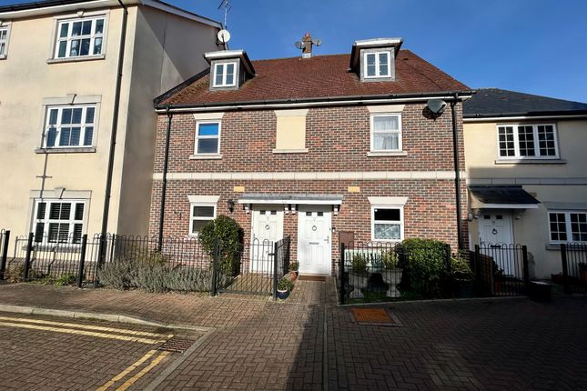 4 bedroom terraced house for sale