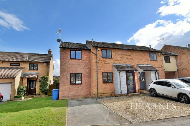 4 bedroom end of terrace house for sale