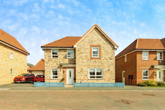 4 bed detached house