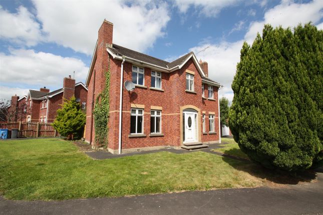 4 bed detached house