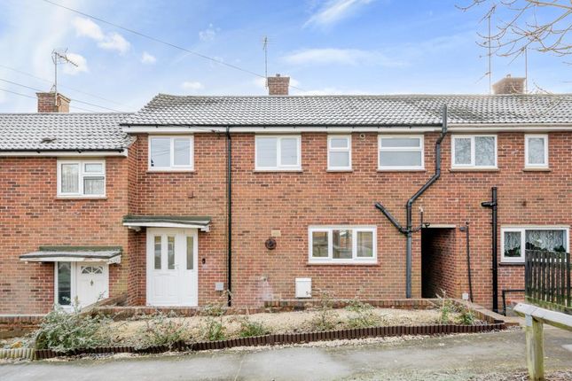 Banbury,  Oxfordshire,  OX16 3 bed terraced house for sale