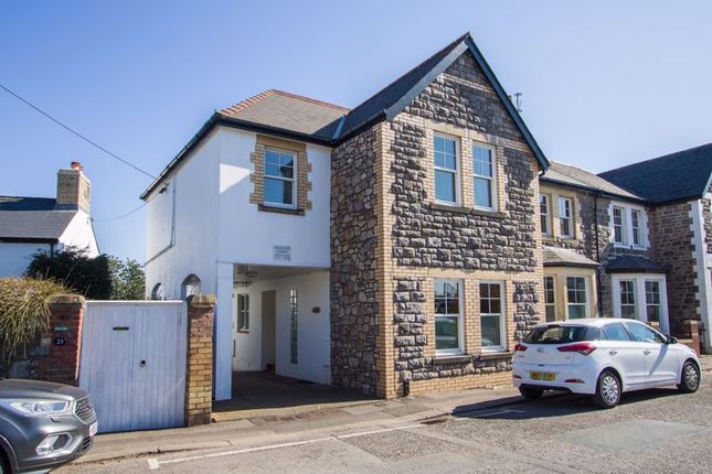 Station Court, Station Road, Dinas Powys 2 bed flat for sale