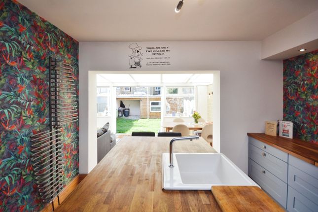 4 bed semi-detached house