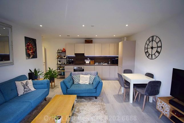 Woodlark Apartments, 1 Damsel Walk 2 bed apartment for sale