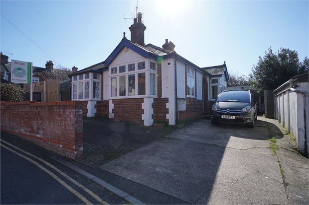 3 bed detached bungalow