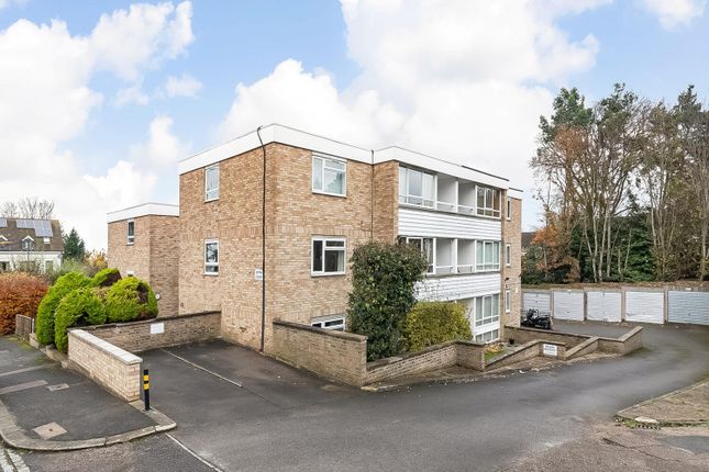 Homelands Drive, Crystal Palace... 2 bed apartment for sale