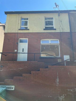 3 bed end terrace house