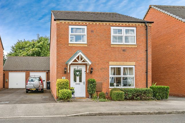 4 bed detached house