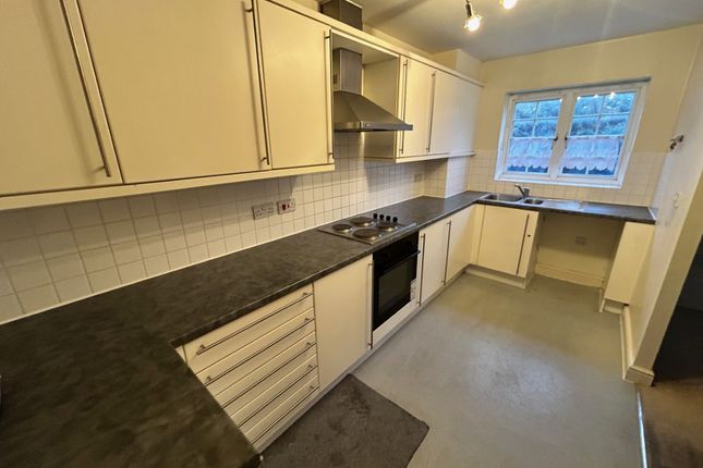 2 bed flat