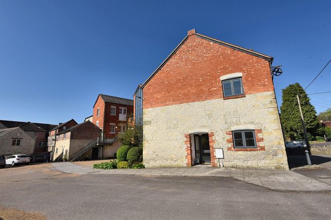 2 bed flat
