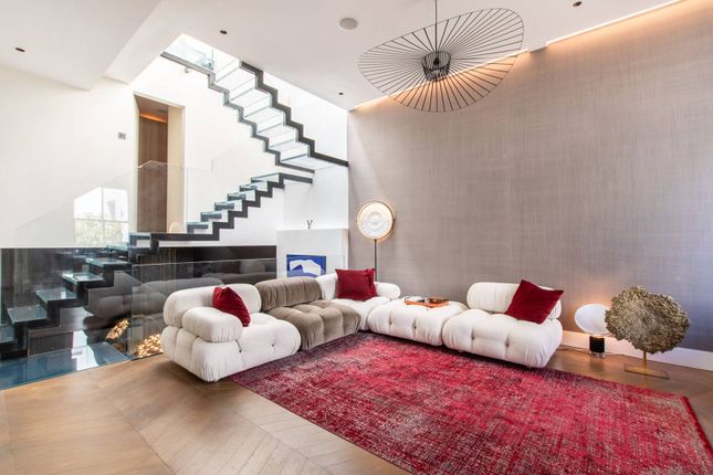 Princes Mews, Bayswater, London, W2 4 bed mews for sale