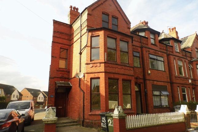 5 bedroom terraced house for sale