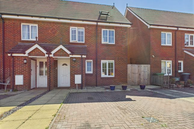 Baynard Close, Basingstoke, RG21 4 bed semi