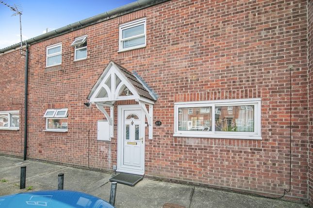 2 bed terraced house