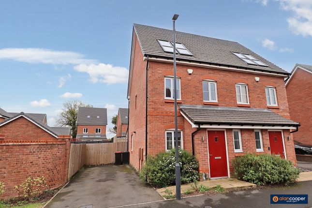 3 bedroom semi-detached house for sale