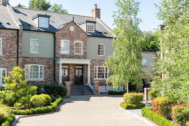 5 bed property