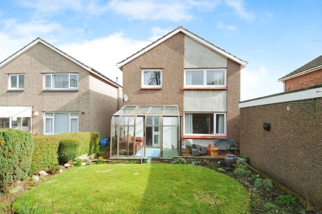 4 bed detached house