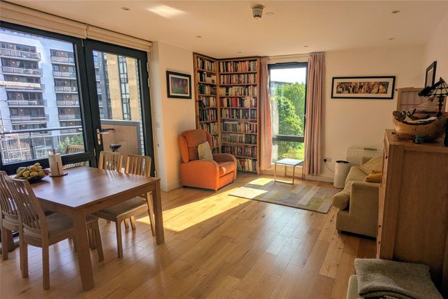 Graphite Point, 36 Palmers Road... 2 bed flat for sale