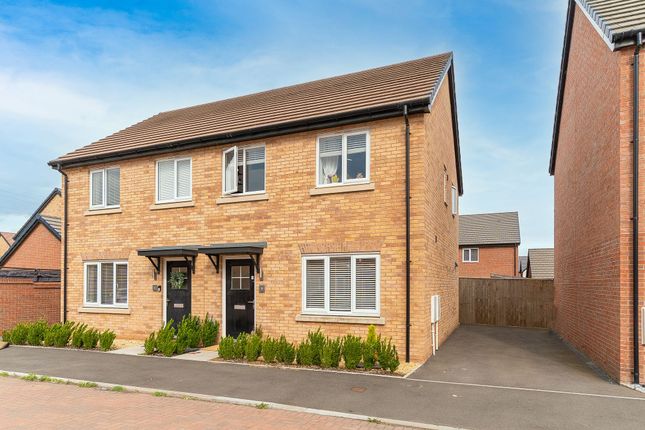 Teeming Grove, Newport, NP19 3 bed semi