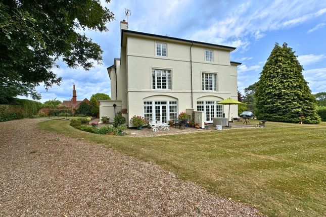 2 bed flat