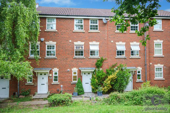 3 bedroom town house for sale