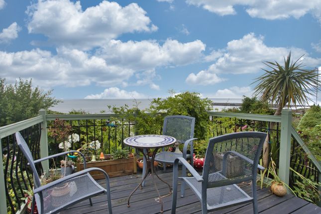 Wear Bay Crescent, Folkestone, Kent... 2 bed flat for sale